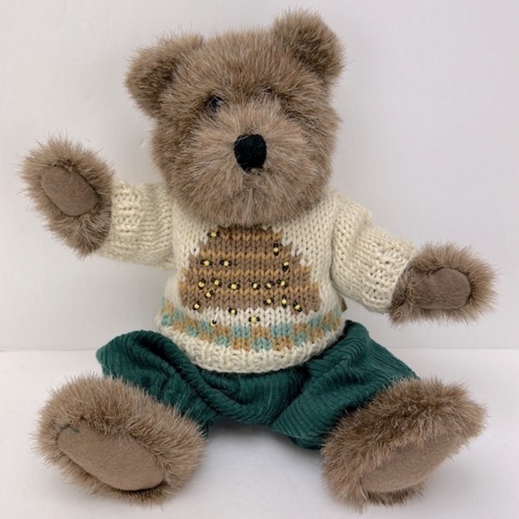 Vtg Boyd’s Bear Bean Bag Stuffed Bear Collectible Posable with BearWear Outfit - Picture 2 of 13
